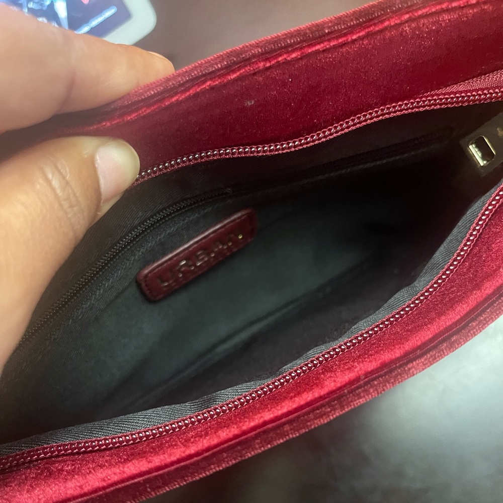 Urban Expressions Burgundy Velvet Purse (detachable strap) Certified Vegan - Picture 7 of 9